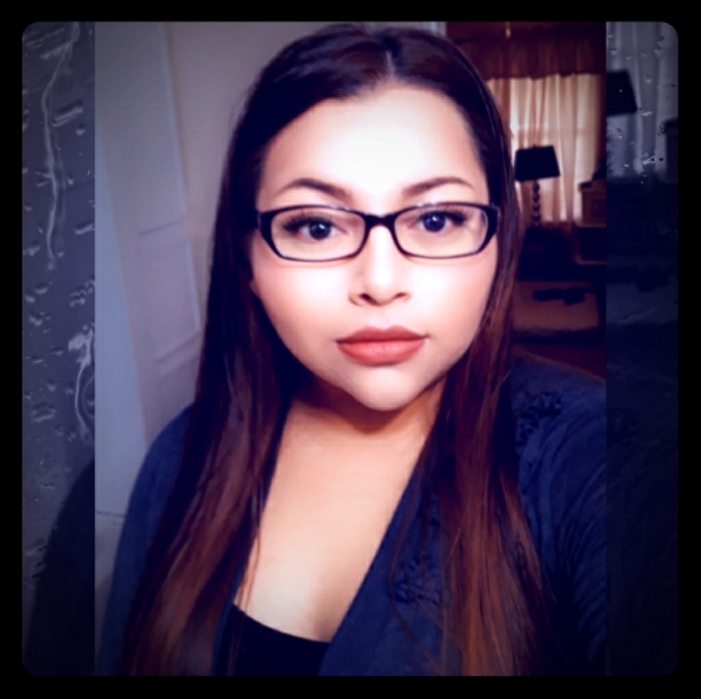 Meet your Posher, Denisse